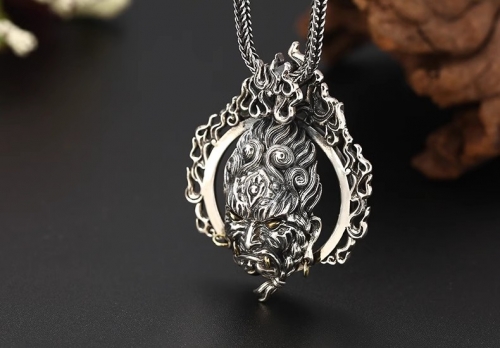 S925 sterling silver jewelry, men's retro dominant pendant, classic Thai silver Ming Wang pendant S925 sterling silver jewelry, men's retro dominant pendant, classic Thai silver Ming Wang pendant