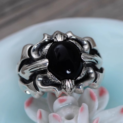 S925 sterling silver ring, vintage Thai silver, crusader flower black agate personality ring index finger S925 sterling silver ring, vintage Thai silver, crusader flower black agate personality ring index finger