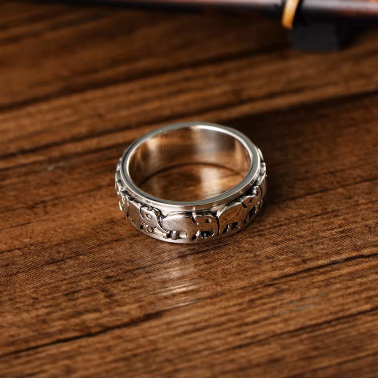 S925 sterling silver jewelry hand ornaments Thai silver simple men's personalized rotating elephant ring zodiac year female ring
