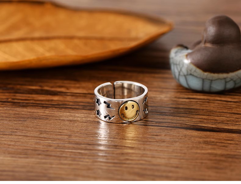s925 sterling silver retro Thai silver fashion simple trendy smiling face male and female couple ring five-pointed star ring Kor