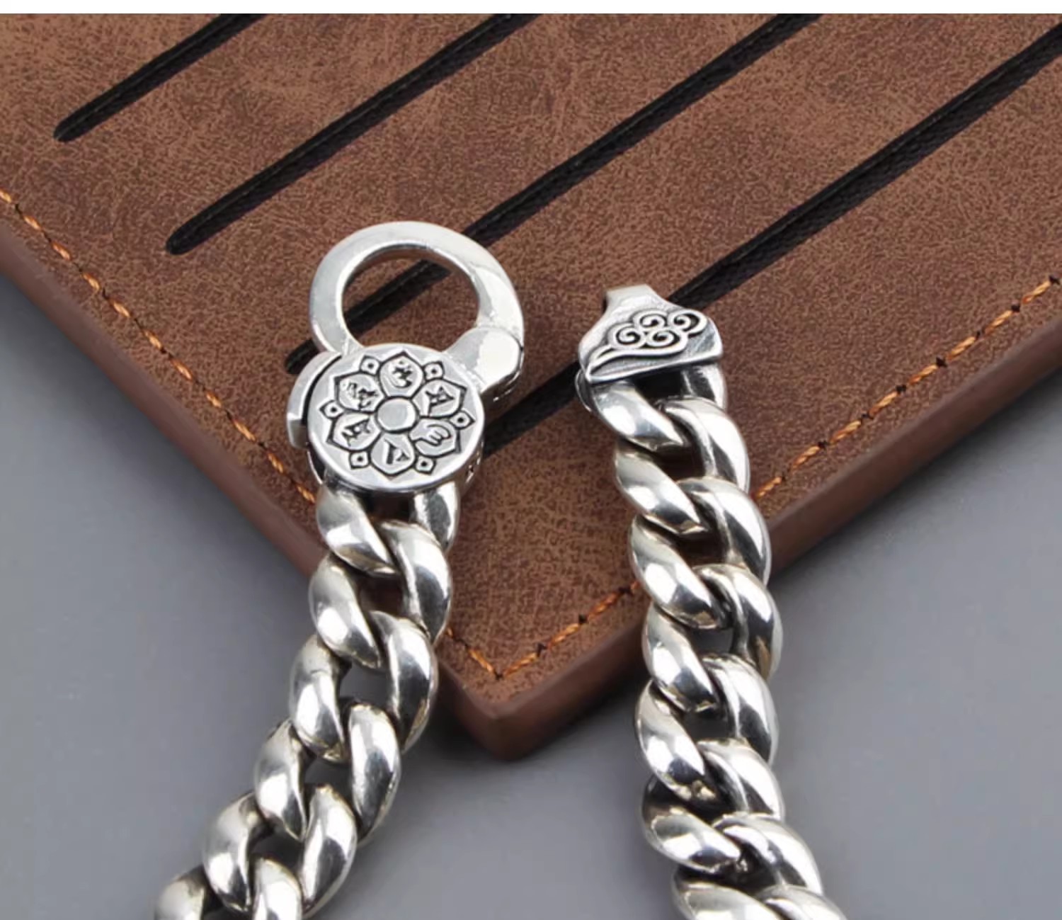 S925 sterling silver vintage court six-word mantra simple polished surface bracelet for men and women, Chinese style, versatile