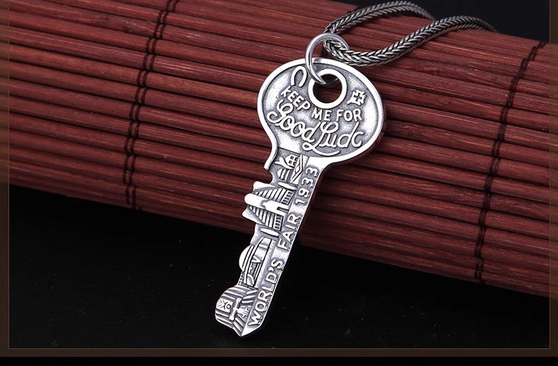 S925 Sterling Silver Jewelry Thai Silver Vintage Key European and American English Letter Pendant Charm Necklace