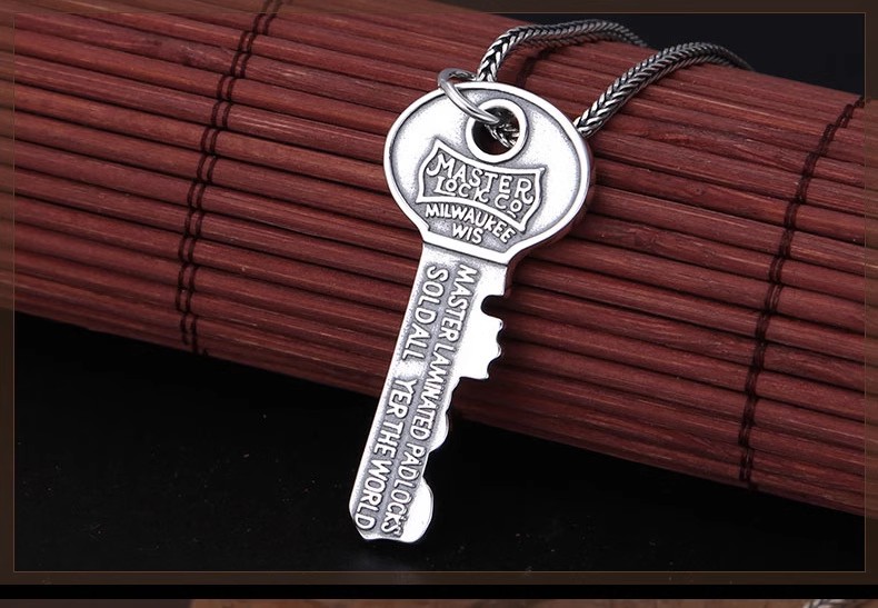 S925 Sterling Silver Jewelry Thai Silver Vintage Key European and American English Letter Pendant Charm Necklace