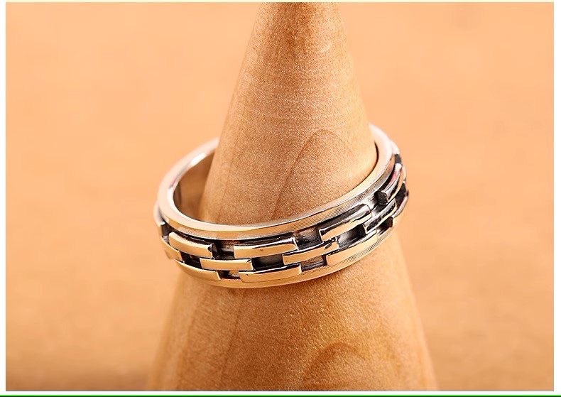 s925 sterling silver fashion trend personality geometric pattern braided men's rotatable index finger aged Thai silver ring