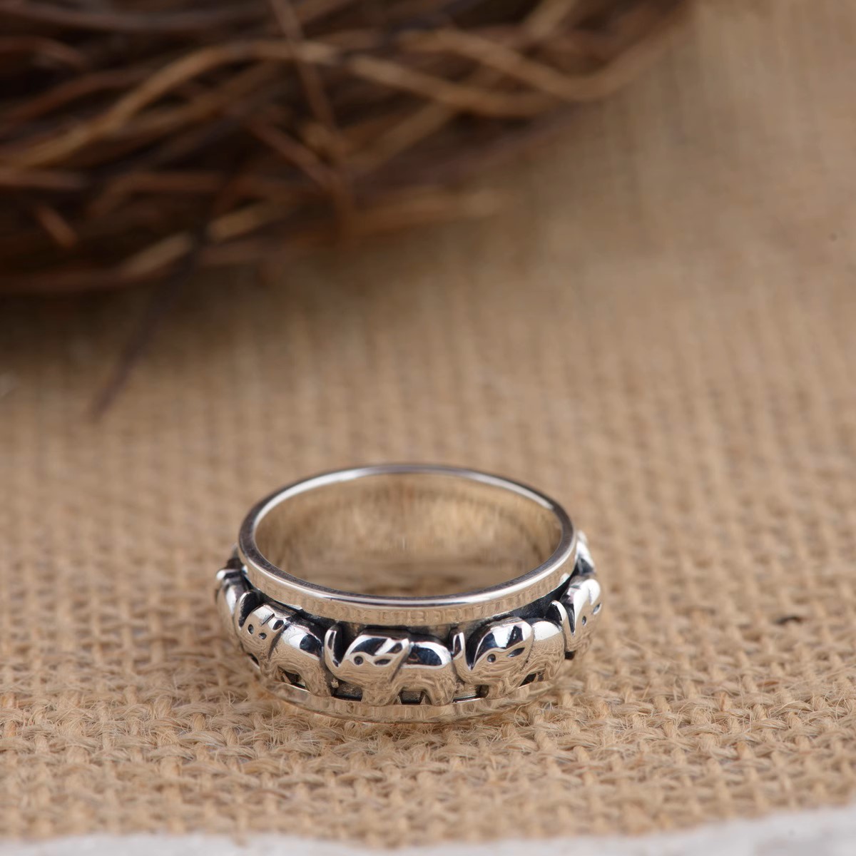 s925 sterling silver jewelry fashion trend personality three-dimensional relief elephant rotating men and women fashionable coup